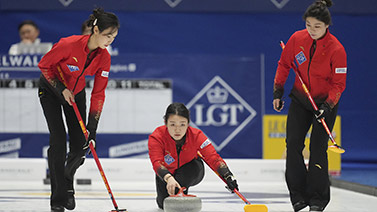 现任主教练 现任主教练